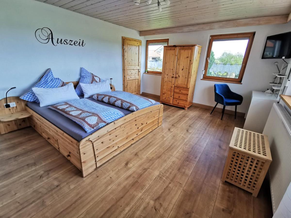 Apartment Auszeit Mit Kueche Viel Ruhe Und Natur Untrasried Exteriör bild